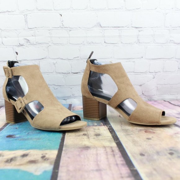 Indigo Rd. Mandi Brown Faux Suede Buckle Back Zipper Heel Sandals Size 8 - Picture 3 of 9